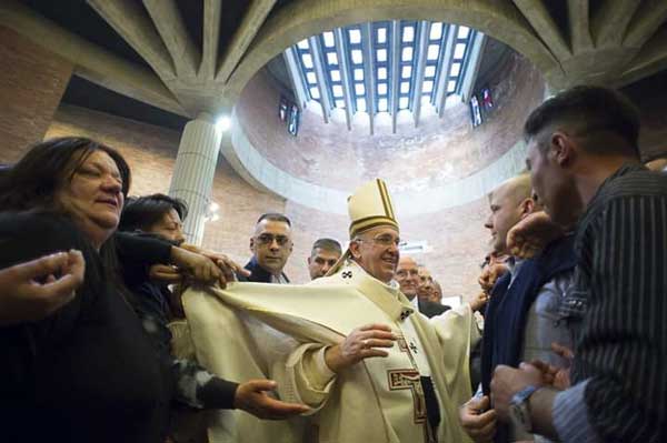 Il Papa in carcere a Rebibbia