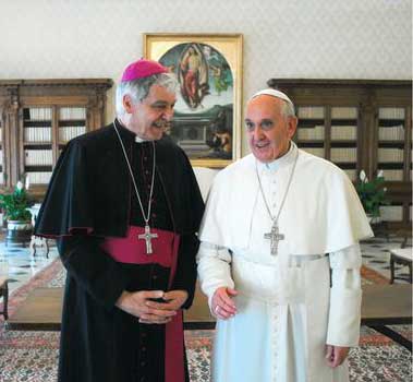 Il cardinale Menichelli con papa Francesco